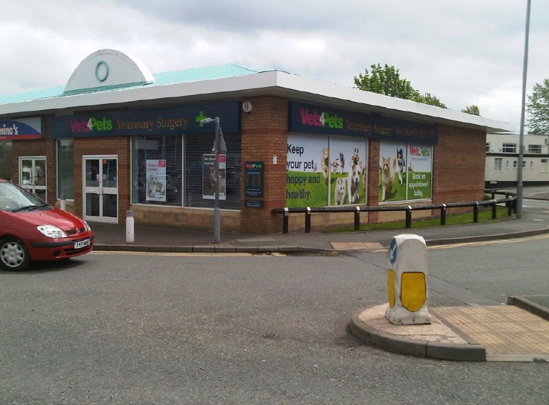 Island Green Shopping Centre, Wrexham à louer - Photo du b timent - Image 2 de 2