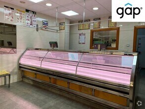 Retail in Cuenca, Cuenca for lease Interior Photo- Image 2 of 5