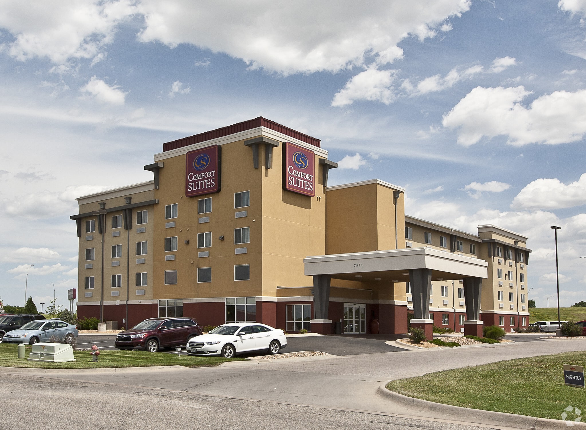 7515 W Taft St, Wichita, KS for sale Primary Photo- Image 1 of 17