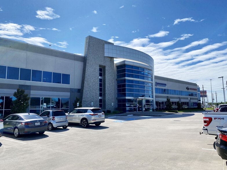 24624 Interstate 45, Spring, TX for sale - Building Photo - Image 2 of 9