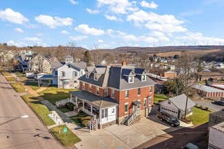 Plus de détails pour 106 Meyers Ave, Meyersdale, PA - Services hôteliers à vendre