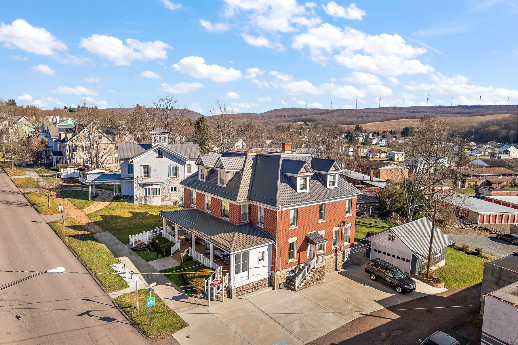 106 Meyers Ave, Meyersdale, PA à vendre Photo principale- Image 1 de 46