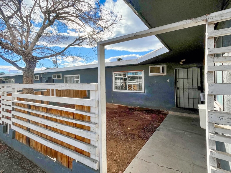 2204 Sunrise Ave, Las Vegas, NV for sale - Building Photo - Image 3 of 21