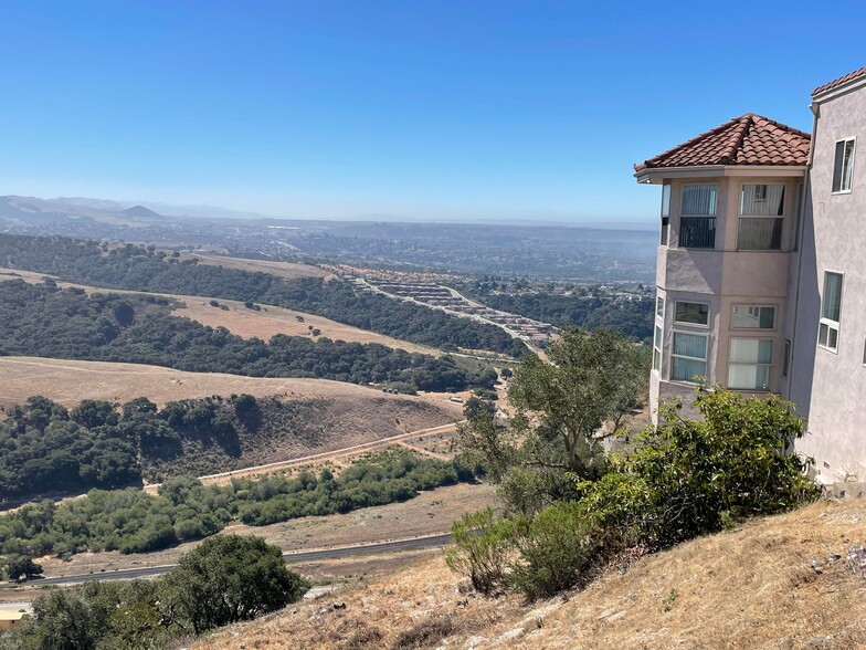 1250 Longview ave, Pismo Beach, CA à vendre - Photo du bâtiment - Image 2 de 3