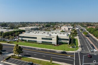 2552 Walnut Ave, Tustin, CA - Aérien  Vue de la carte - Image1