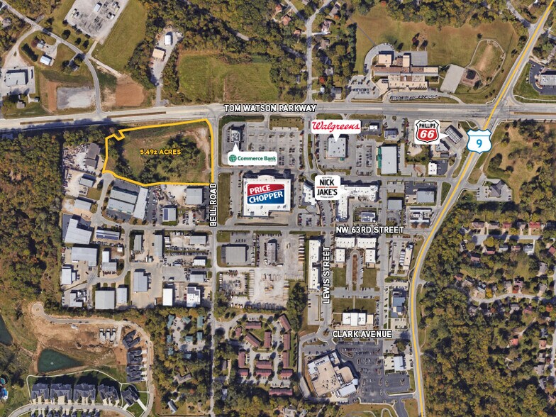 SWC Tom Watson Pky, Parkville, MO for sale - Building Photo - Image 1 of 1