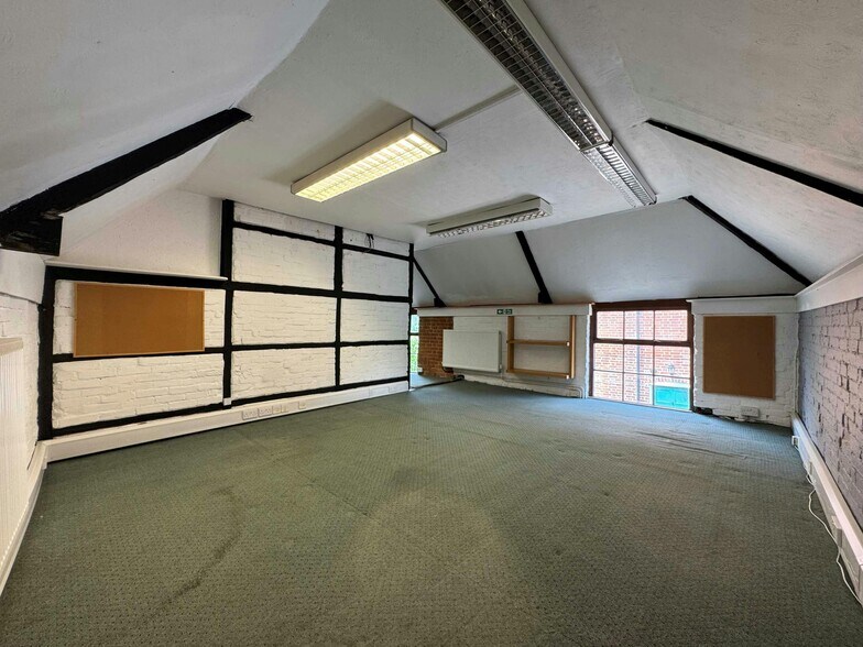 7 Winchester St, Botley à louer - Photo du bâtiment - Image 3 de 9