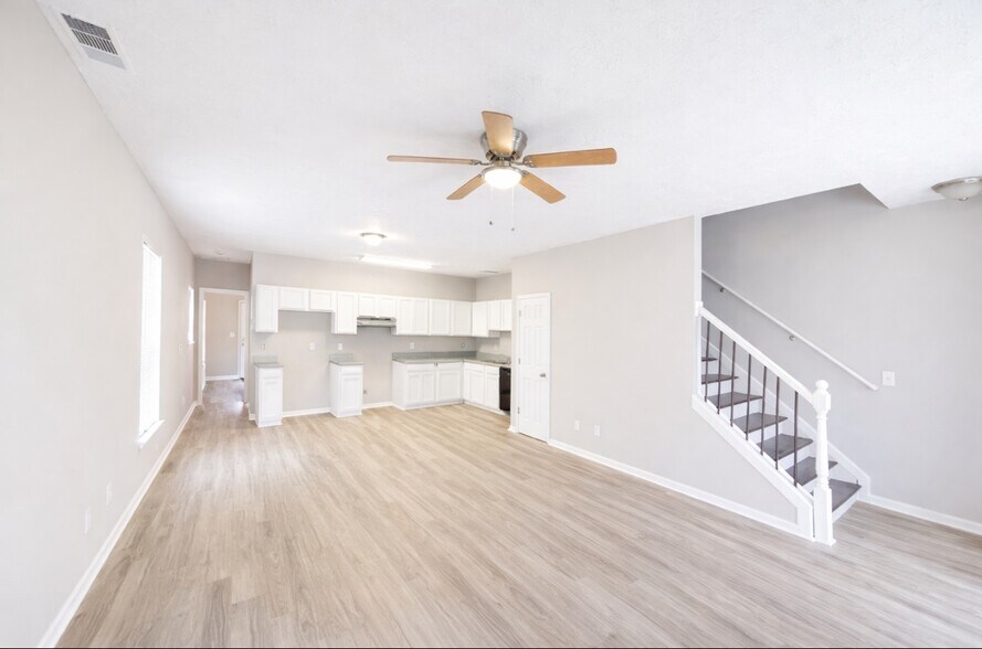 2054 Joseph E Boone Blvd NW, Atlanta, GA for sale - Building Photo - Image 2 of 3