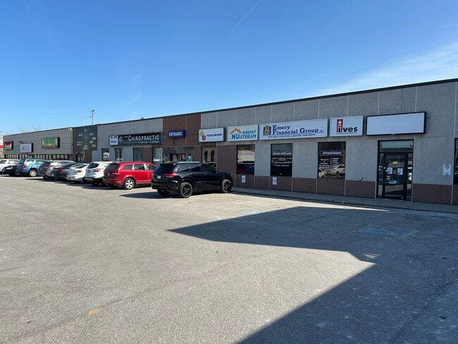 Plus de détails pour 215-235 Eugenie St, Windsor, ON - Bureau à louer