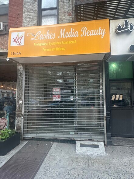 1164 1st Ave, New York, NY à vendre - Photo du bâtiment - Image 2 de 12