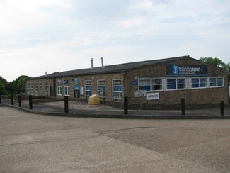 More details for 13-15 Station Rd, Hailsham - Industrial for Lease