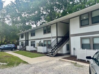Plus de détails pour 206 S Grove St, Urbana, IL - Multi-résidentiel à vendre