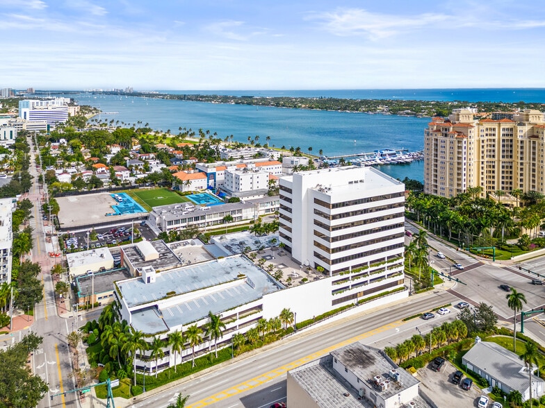 625 N Flagler Dr, West Palm Beach, FL for lease - Building Photo - Image 2 of 17