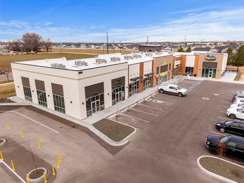 849 Rising Sun Dr, Nampa, ID à vendre - Photo du bâtiment - Image 3 de 17