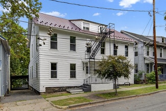Plus de détails pour 310 Pleasant St, Ithaca, NY - Multi-résidentiel à vendre