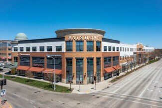 Plus de détails pour 5660-5800 N Bayshore Dr, Glendale, WI - Commerce de détail à louer