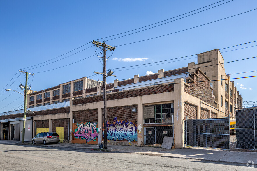 337-351 Sherman Ave, Newark, NJ for lease - Building Photo - Image 3 of 6