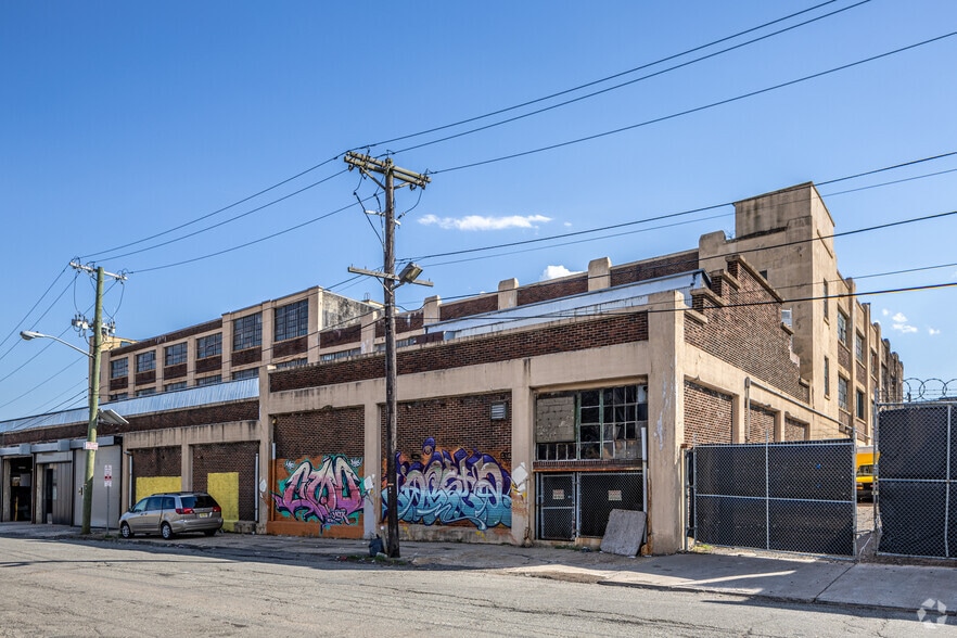 337-351 Sherman Ave, Newark, NJ à louer - Photo du bâtiment - Image 3 de 6
