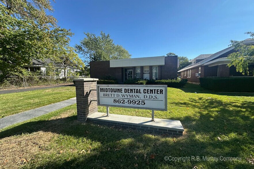 1614 N Benton Ave, Springfield, MO à vendre - Photo du bâtiment - Image 2 de 13