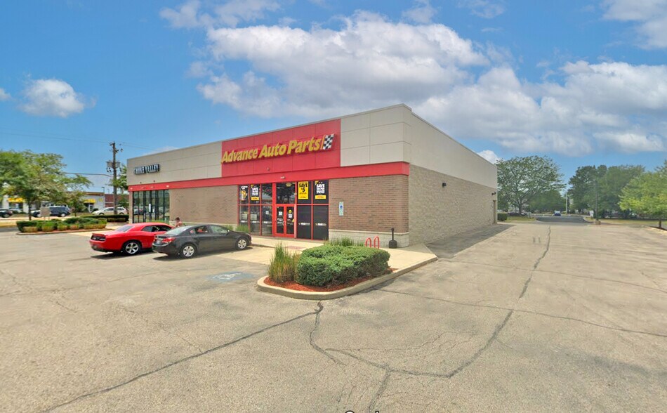 1961 Douglas Rd, Montgomery, IL for lease - Primary Photo - Image 1 of 2