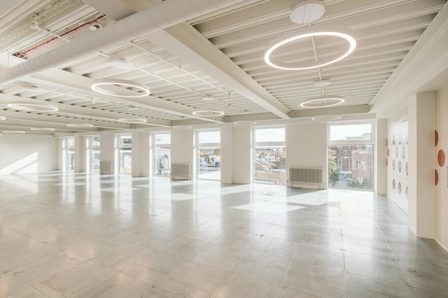 2A Mansel Rd, Londres à louer - Photo du bâtiment - Image 2 de 6