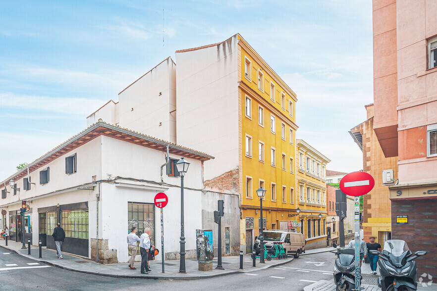 Calle de Amaniel, 6, Madrid, Madrid à vendre - Photo principale - Image 1 de 3