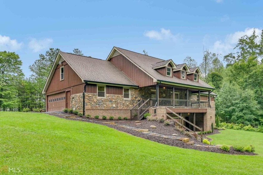 1058 Tullis Rd, Lawrenceville, GA for sale - Building Photo - Image 2 of 8