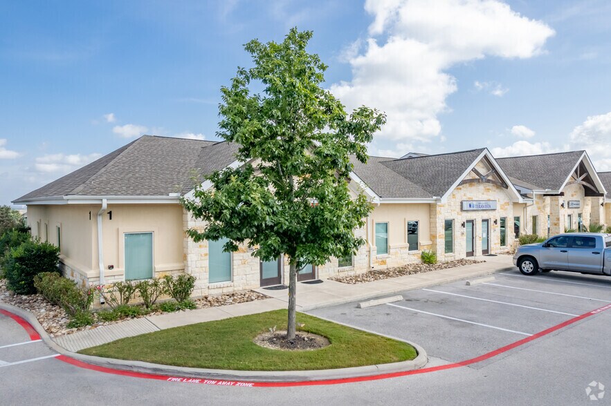 1821 Westinghouse Rd, Georgetown, TX à louer - Photo du bâtiment - Image 1 de 5