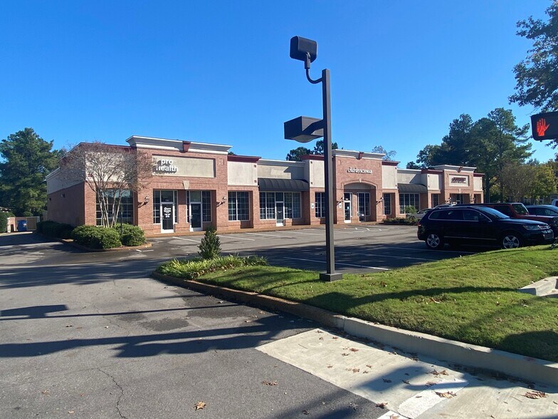7910-7938 Wolf River Blvd, Germantown, TN à louer - Photo du bâtiment - Image 3 de 11