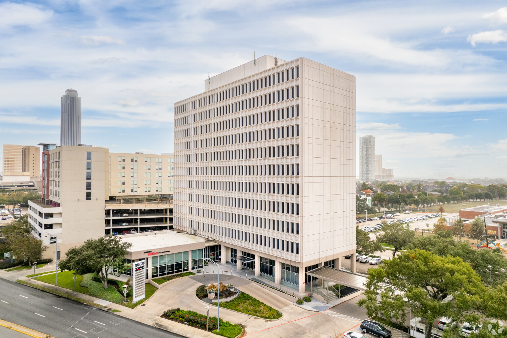 5433 Westheimer Rd, Houston, TX for lease Building Photo- Image 1 of 7