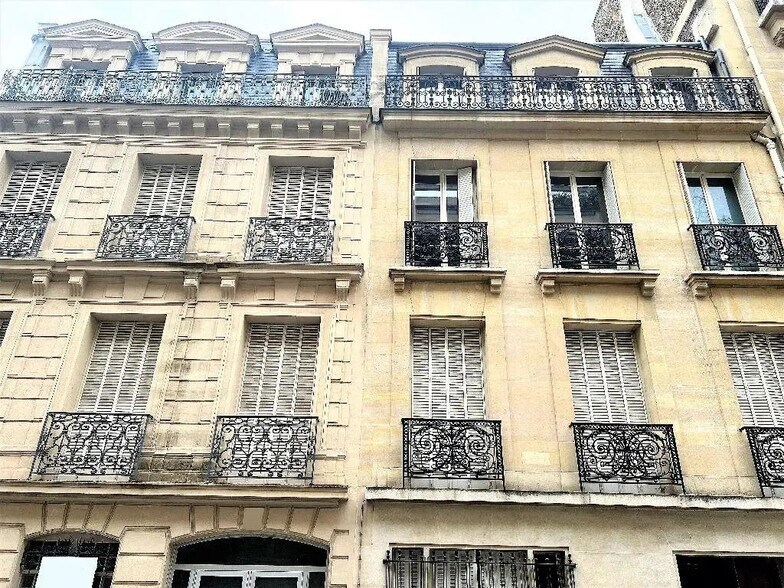 Bureau dans Paris à vendre - Photo du bâtiment - Image 2 de 9