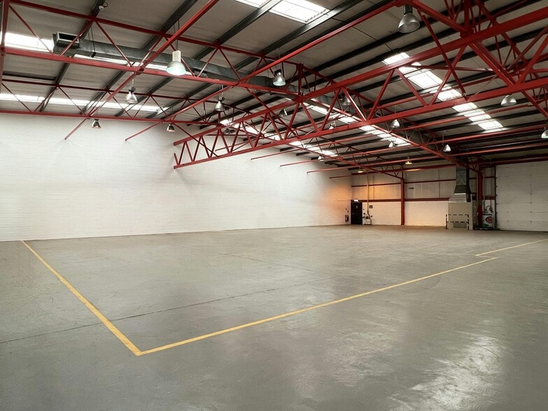 5 Bessemer Dr, East Kilbride for lease - Building Photo - Image 2 of 5