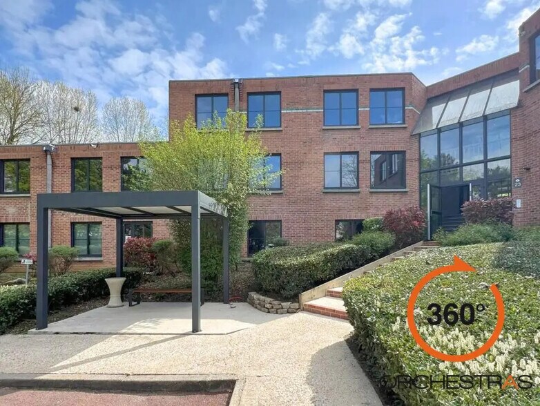 Office in Lognes for lease - Building Photo - Image 1 of 18