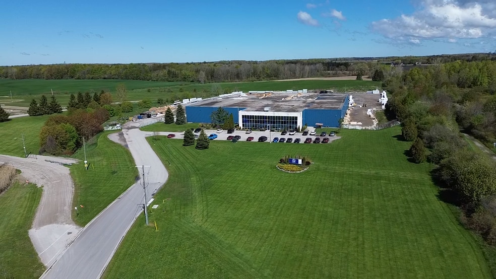 200 King St, Ilderton, ON for lease - Building Photo - Image 3 of 15
