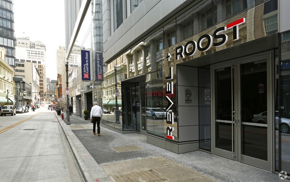 260 Forbes Ave, Pittsburgh, PA for lease - Building Photo - Image 2 of 11