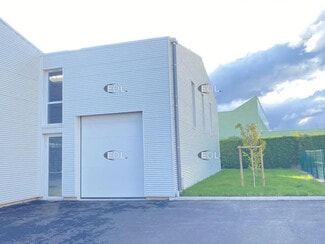 Plus de détails pour Local d'activités à louer