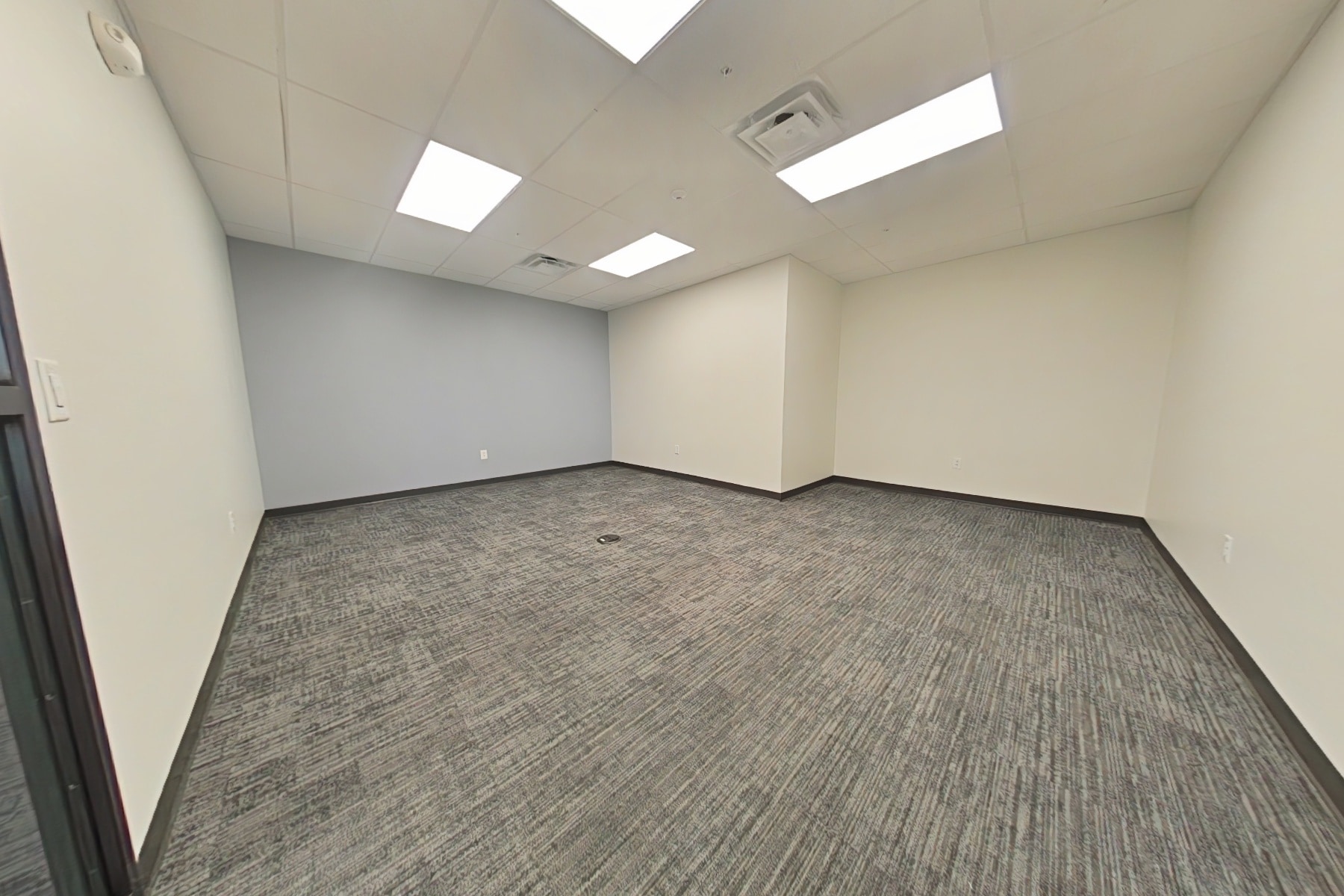 5670 Aurora Way, McCordsville, IN for sale Interior Photo- Image 1 of 5