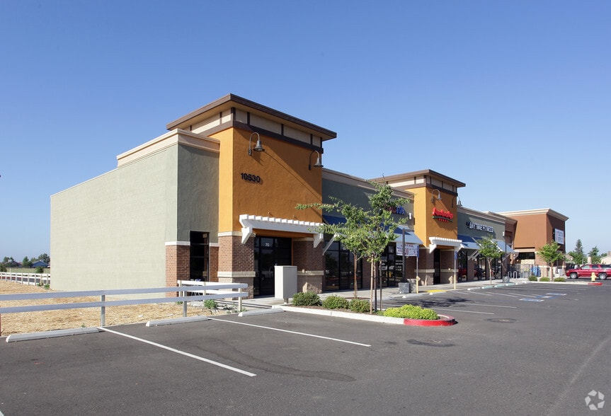10530 Twin Cities Rd, Galt, CA for sale - Primary Photo - Image 1 of 7