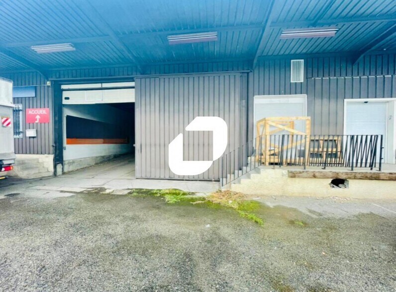 Flex in Villefranche-sur-Saône for lease - Building Photo - Image 2 of 12