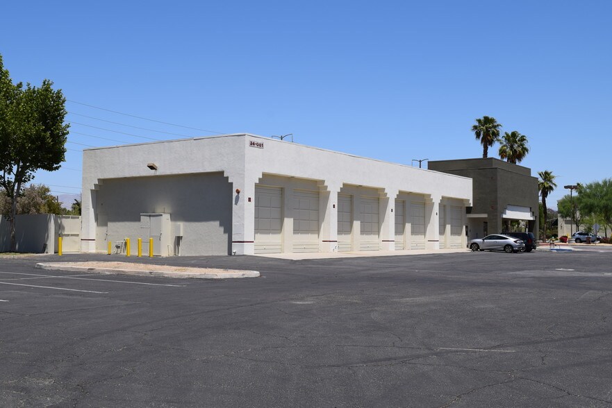 34081 Date Palm Dr, Cathedral City, CA à vendre - Photo du bâtiment - Image 3 de 17