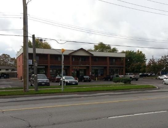 7116 McLeod Rd, Niagara Falls, ON à vendre Photo principale- Image 1 de 1