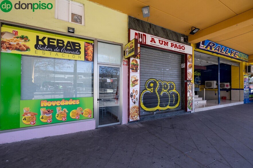 Avenida Juan Pablo II, 92, Granada, Granada for sale - Building Photo - Image 2 of 31