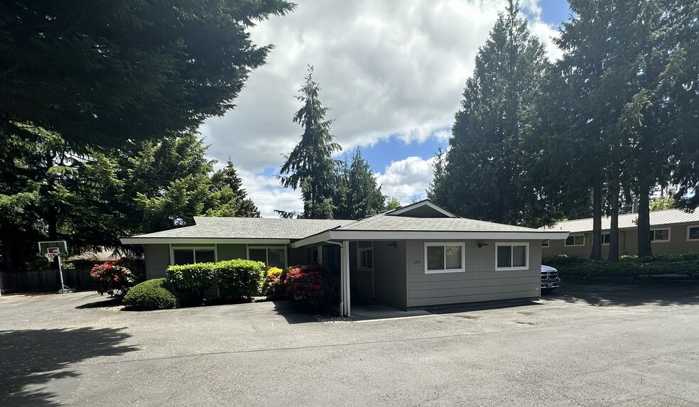 11520 NE 20th St, Bellevue, WA for sale - Building Photo - Image 2 of 2