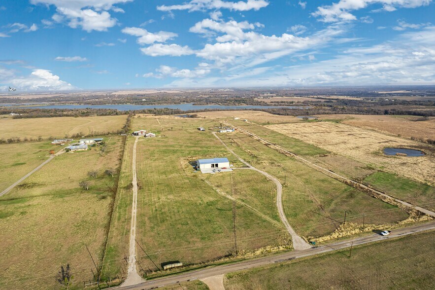 1450 Steinke Rd, Mart, TX for sale - Aerial - Image 3 of 7