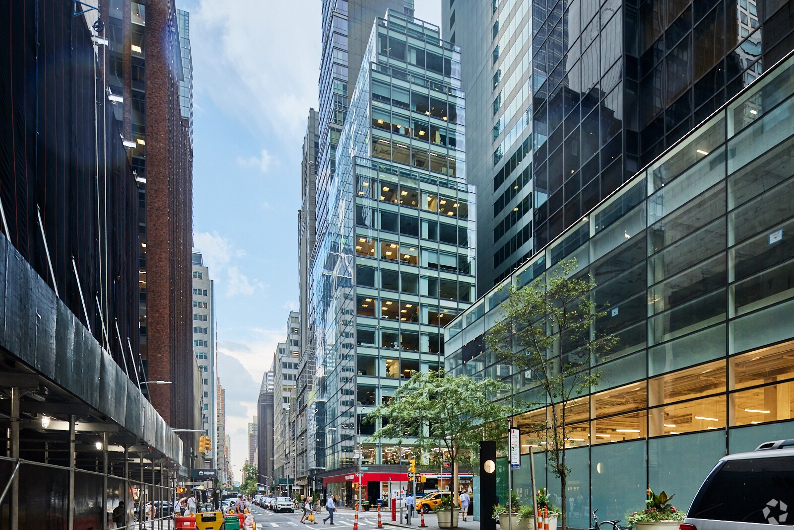 545 Madison Ave, New York, NY for lease Primary Photo- Image 1 of 12