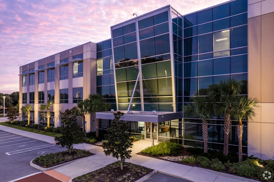 7300-7356 Greenbriar Pky, Orlando, FL for lease - Building Photo - Image 3 of 26