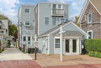 Plus de détails pour 432 Commercial St, Provincetown, MA - Vente au détail à vendre