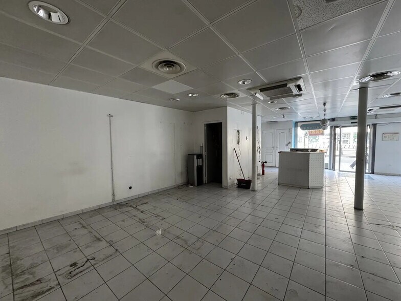 124 Avenue De Flandre, Paris for lease - Building Photo - Image 3 of 11