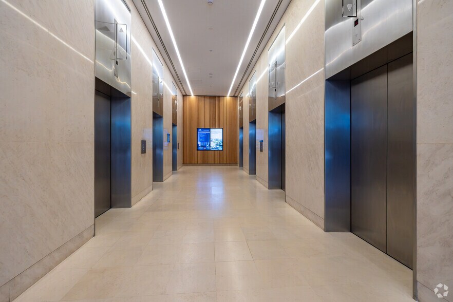 300 Elizabeth St, Surry Hills à louer - Hall d’entrée - Image 2 de 5