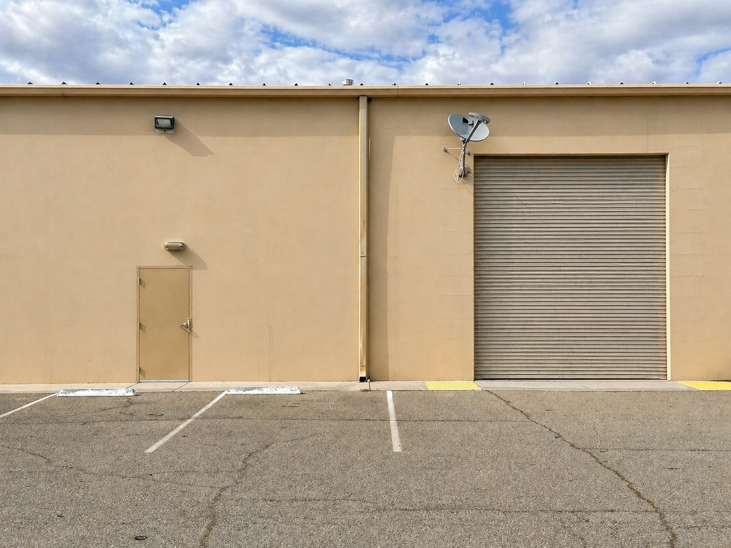 528 Noble St, Madera, CA for lease Building Photo- Image 1 of 3